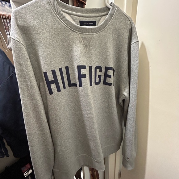 Crew Neck - Picture 4 of 4